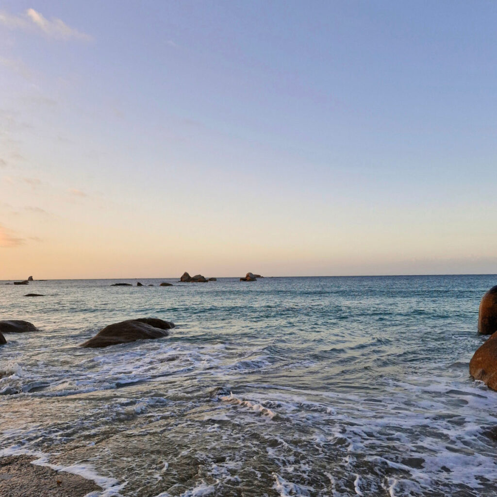 Plage Boutrouilles, Kerlouan